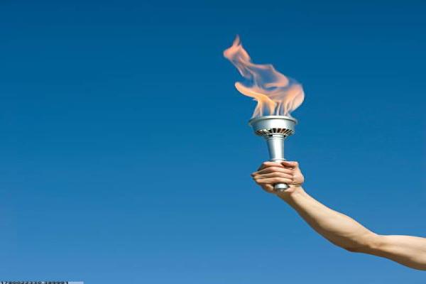 如何设计合适的中考体育培训课程？